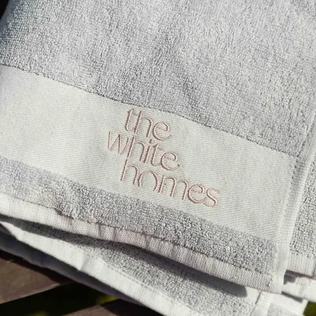 The White Homes Golfyfun Wh1 Villa *