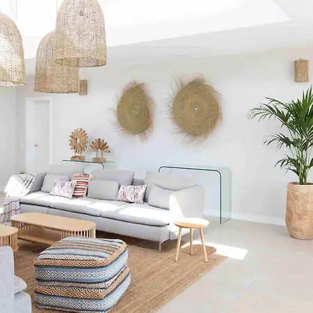 The White Homes Golfyfun Wh1 La Guirra